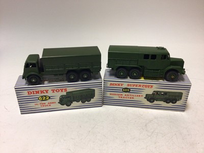 Lot 2176 - Dinky Supertoy Military 10-Ton Army Truck No 622, Meduium Artillery Trailor No 689, both boxed (2)