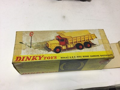Lot 2224 - Dinky Michigan 180-111 Tractor Dozer No 976, French Issue Berliet GBO avec Benne Carrire Basculate No 572, both boxed (2)