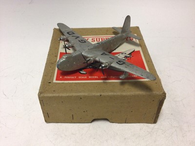 Lot 2232 - Dinky Supertoy Shetland Flying Boat No 701, boxed (Plane is play worn)