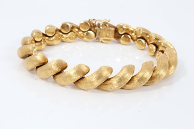 Lot 574 - Italian 18ct yellow gold bracelet with textured rope links