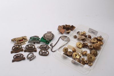 Lot 703 - Collection of Victorian and later Leicestershire Regiment military badges and buttons together with a silver dog tag engraved 'Alec July 1918', formerly belonging to Lieutenant Colonel Alec Walter...
