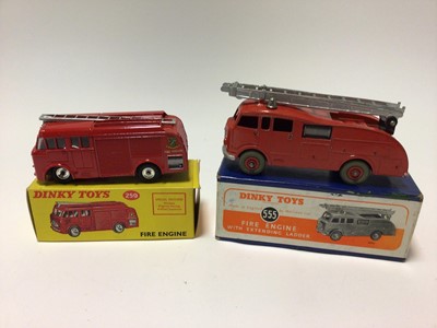 Lot 2251 - Dinky Fire Engine with extending ladder Nom 555, Fire Engine No 259, both boxed (2)
