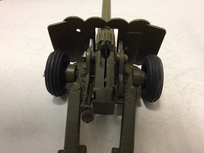 Lot 2265 - Britains 155mm Gun No 2064 and a Bullock Long Range Anti Tank Gun, both boxed (2)