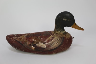 Lot 98 - Painted wooden decoy duck