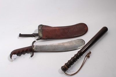 Lot 1009 - Scarce US 1904 Pattern Hospital Corps bolo knife. Embosed Rock Island Arsenal 1912 H.E.K on leather sheath...