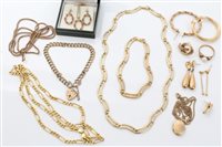 Lot 1596 - Gold (9ct) fancy link chain and matching...