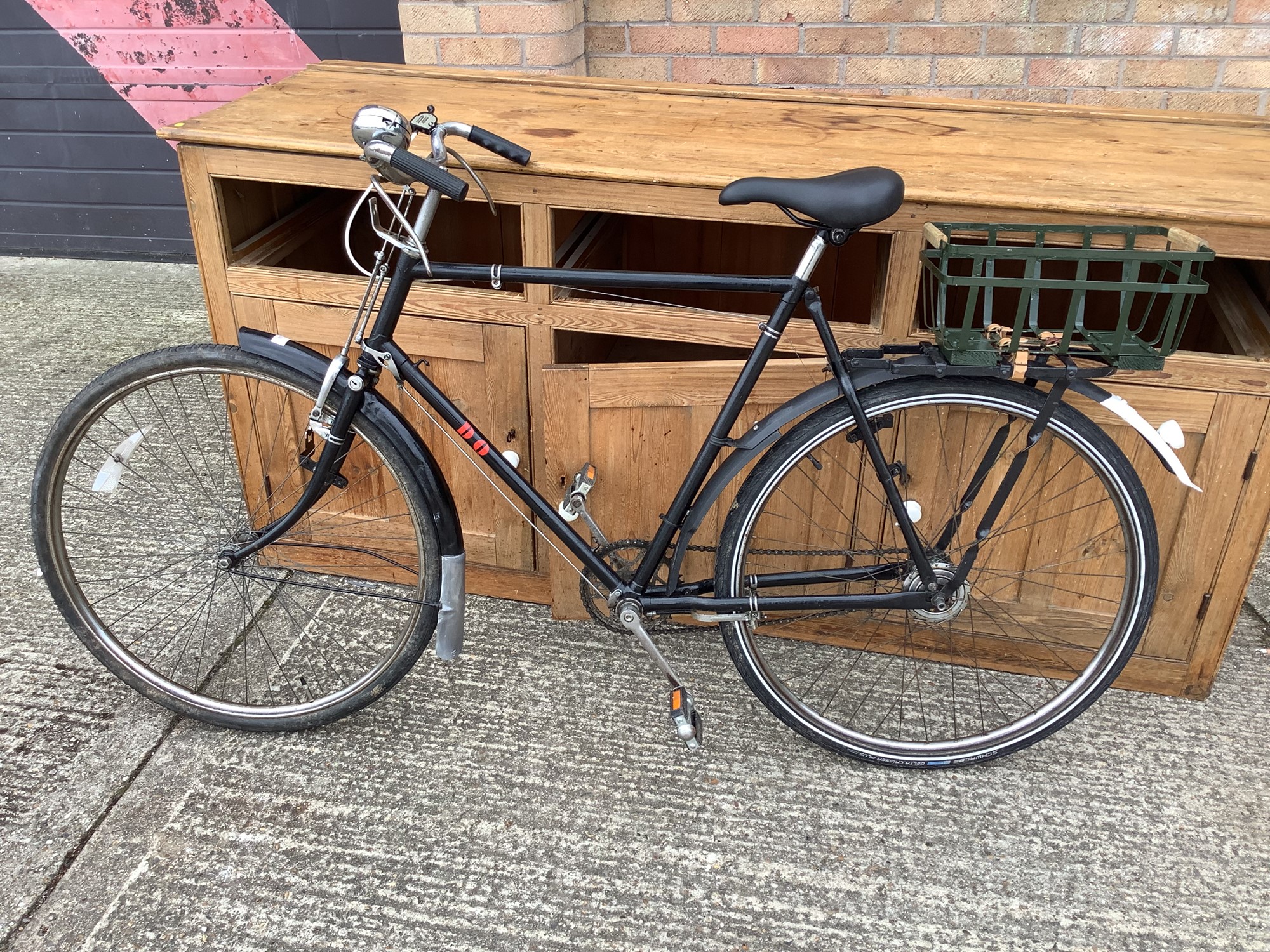 Lot 494 Vintage 1960s Raleigh 28 Wheel Policeman s lot-494-vintage-1960s-raleigh-28-wheel-policeman-s