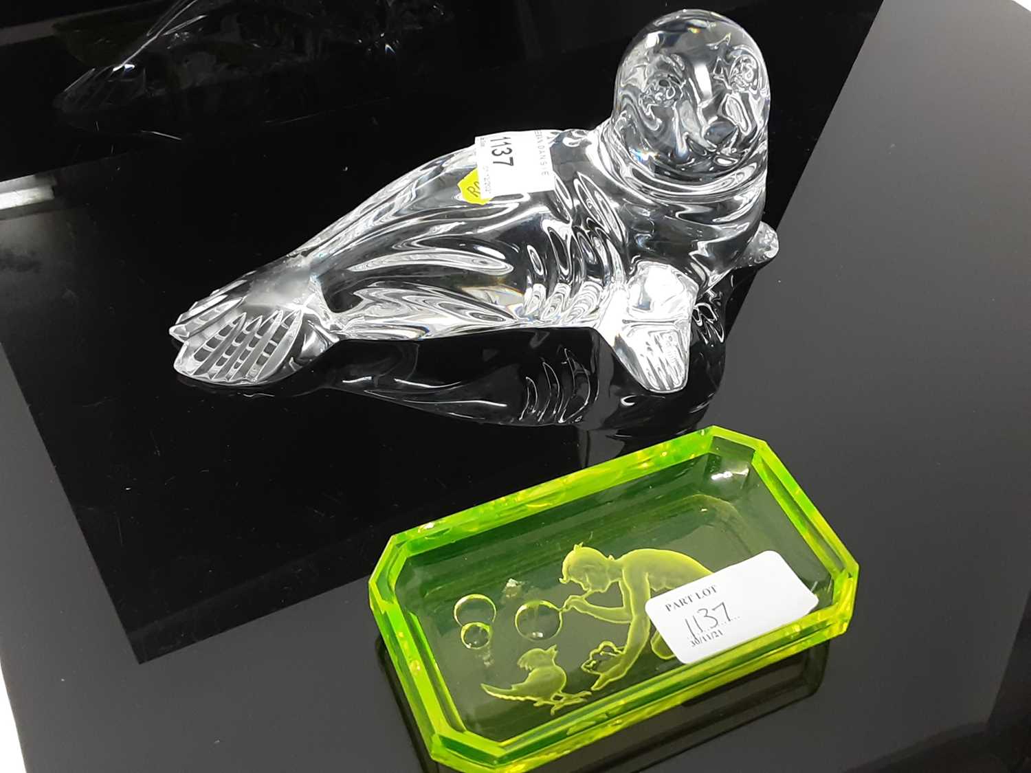 Lot 1137 - Waterford Crystal model of a Seal together with a Uranium glass pin dish possibly by Baccarat (2)