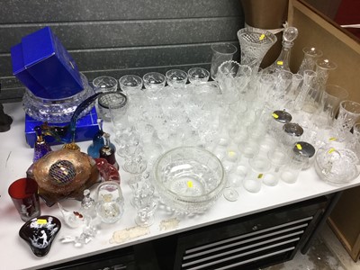 Lot 267 - Collection of cut glass ware to include glasses, decanter and other items