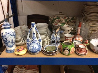 Lot 91 - Mixed lot of ceramics and glassware to include Japanese vases, Limoges part service etc