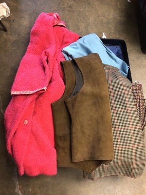 Lot 223 - Group of vintage clothing and bags