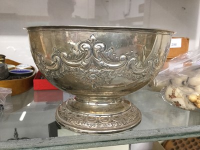 Lot 678 - Edwardian silver rose bowl Sheffield 1907