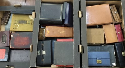 Lot 596 - Vintage leather jewellery cases and boxes various (three boxes)