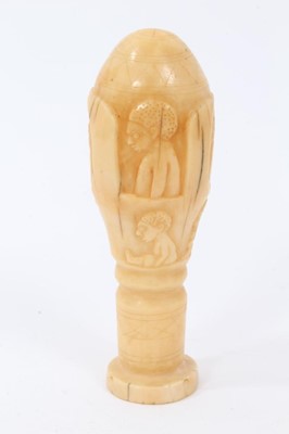 Lot 751 - West African carved ivory seal