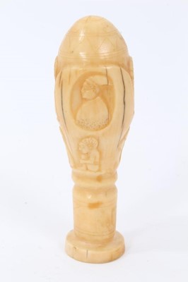 Lot 751 - West African carved ivory seal