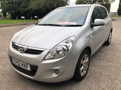 Lot 1 - 2012 (12) Hyundai i20 1.4 Comfort, Automatic, 5 door, Reg. No. GY12 HXF, finished in silver, automatic gearbox, mileage circa 14,000 miles, MOT expired March 2021.