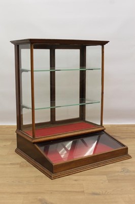 Lot 1417 - Eearly 20th century mahogany shops display table top cabinet, bearing retailers plaque for O. C. Hawkes Ltd., Birmingham