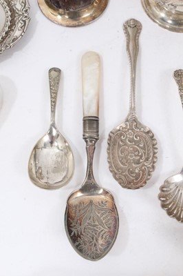 Lot 283 - Selection of miscellaneous Georgian and later silver, and silver plate