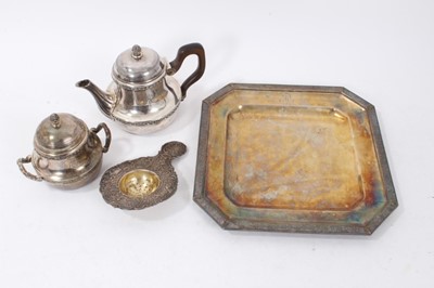 Lot 402 - Early 20th French silver fruit dish