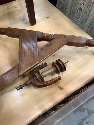 Lot 1013 - Old turned wooden spinning wheel