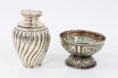 Lot 1960 - Chinese white metal scent flask of tapered form decorated with flowering Prunus, together with a George V silver pill box of circular form, (Birmingham 1911)