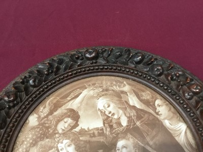 Lot 101 - Finely carved 19th century walnut circular frame