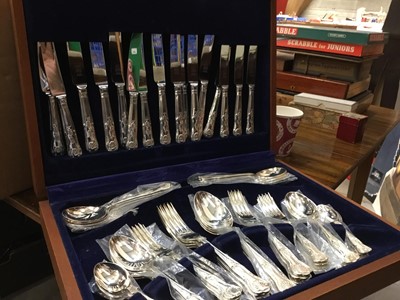 Lot 562 - Silver plated Kings Pattern canteen of cutlery-eight place setting