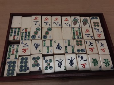 Lot 249 - Chinese bone and bamboo mahjong set in fitted case