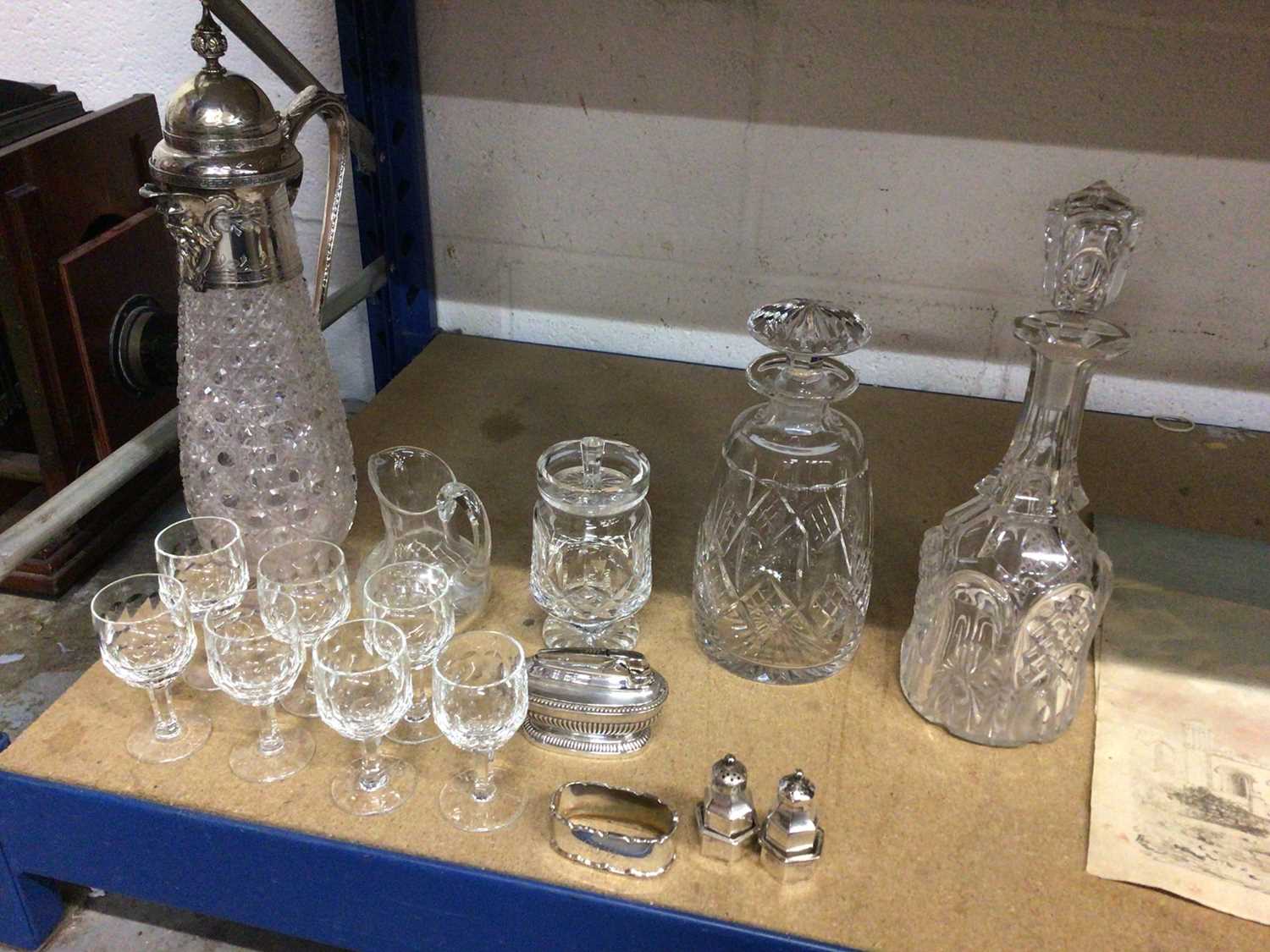 Lot 69 - Lot glass and sundries