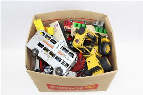 Lot 1805 - Selection of diecast unboxed models various...