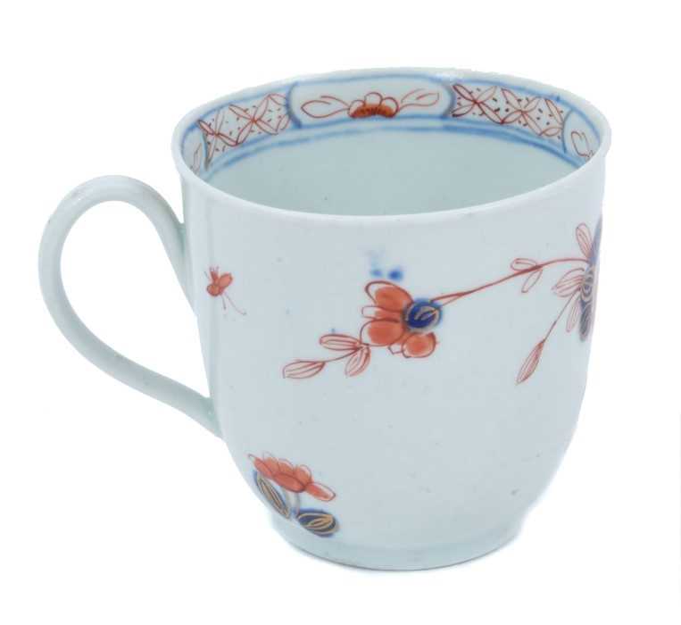 Lot 18 - Rare Vauxhall coffee cup, circa 1758-60, painted and gilt in the Chinese Imari style, 6cm high