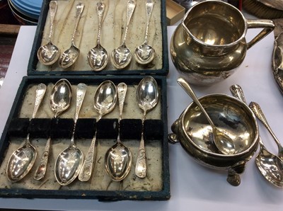 Lot 735 - Group silver items