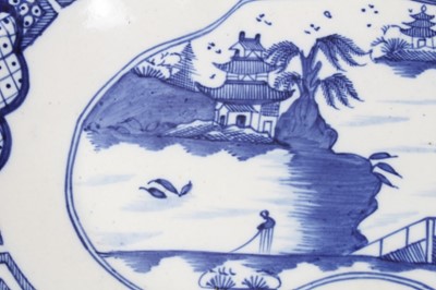 Lot 31 - Caughley kidney shaped dish, circa 1785, decorated in blue and white with the Weir pattern, 27.5cm wide