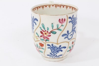 Lot 78 - Worcester coffee cup, circa 1770, painted with a variant of the Queen's pattern, 6.25cm high