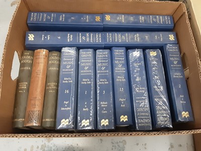 Lot 126 - Five boxes of folio society books