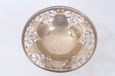Lot 333 - Early George V silver footed dish of circular form, with pierced decoration and gallery