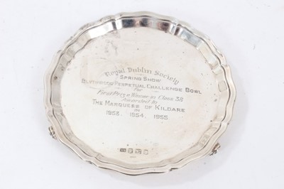 Lot 378 - Contemporary silver waiter of circular form, with pie crust border and engraved  inscription..