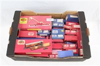 Lot 1788 - Railway - Hornby Dublo selection of boxed -...