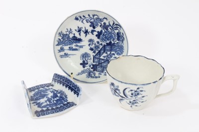Lot 181 - Rare Worcester blue and white teacup, a Caughley asparagus server and a Lowestoft blue and white saucer