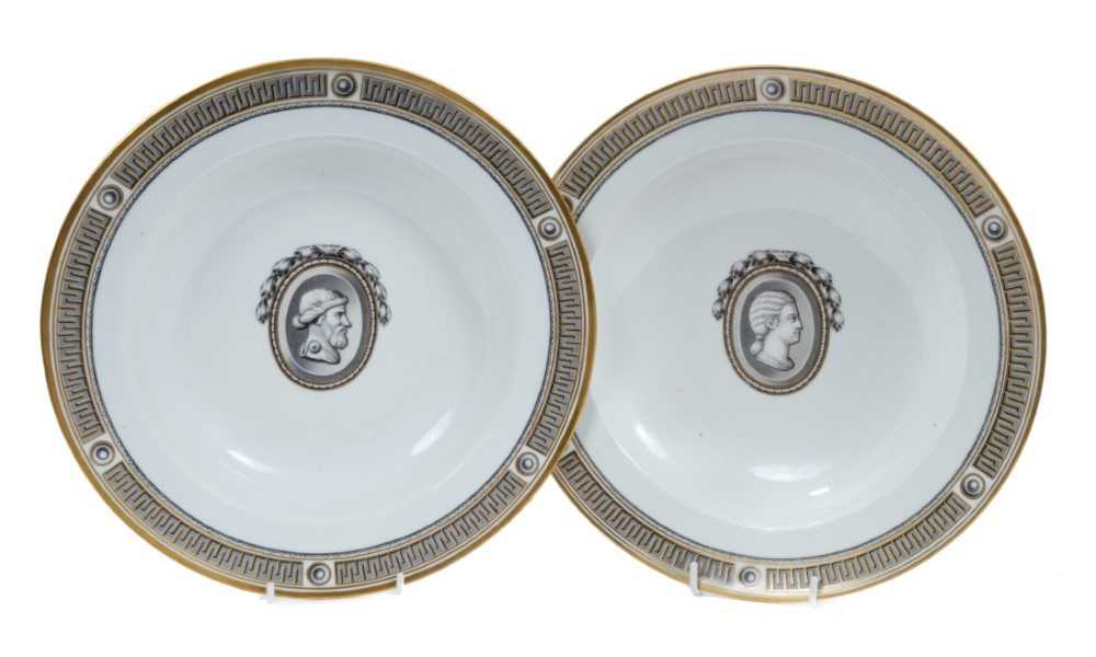 Lot 180 - A pair of Vienna plates, painted in neoclassical style, circa 1780