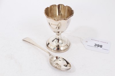 Lot 398 - Selection of early 20th century silver, including pair dwarf candlesticks, three napkin rings etc