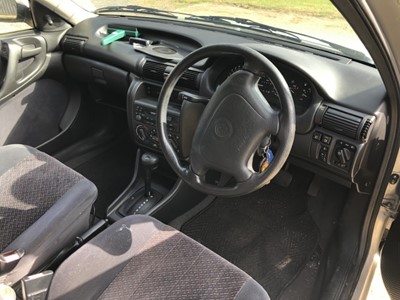 Lot 9 - 1998 Vauxhall Astra 1.6 Arctic 16V Automatic, 5 door hatchback, Reg. No. R553 BBJ, finished in silver with grey cloth interior, 33,784 miles, MOT until 21st January 2022, supplied with keys, V5 and...