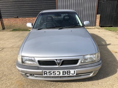 Lot 9 - 1998 Vauxhall Astra 1.6 Arctic 16V Automatic, 5 door hatchback, Reg. No. R553 BBJ, finished in silver with grey cloth interior, 33,784 miles, MOT until 21st January 2022, supplied with keys, V5 and...