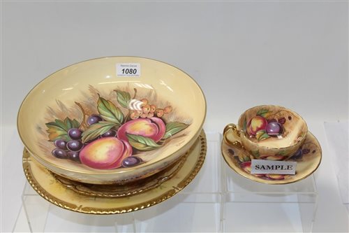 Lot 1080 - Selection of Aynsley Orchard Gold items -...