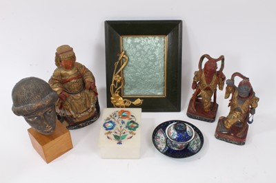 Lot 785 - Group of Oriental works of art