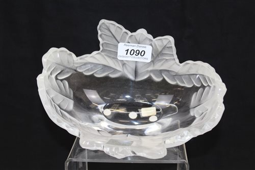 Lot 1090 - Lalique crystal Compiegne bowl with moulded...