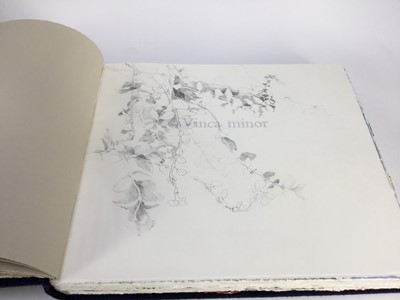 Lot 1998 - A Printmakers' Flora - a beautiful book published by Dartington Print Workshop in an edition of only 37, containing prints of British wildflowers by twenty-one printmakers, in its original case