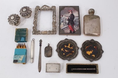 Lot 432 - Selection of miscellaneous silver