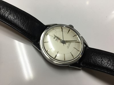 Lot 618 - Smith's Everest Automatic stainless steel wristwatch