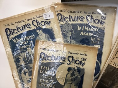 Lot 1420 - Group of 1920's and later Picture Show magazines together with other theatre related ephemera and books